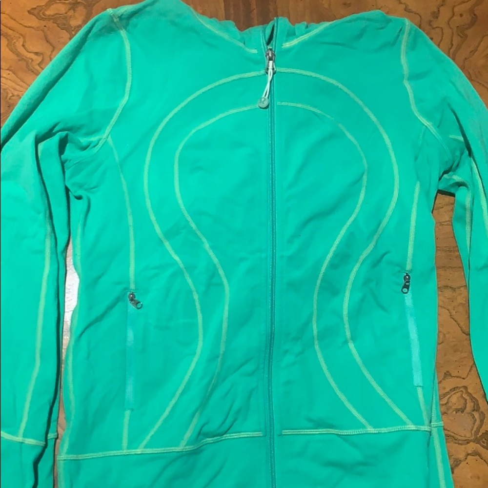 Lululemon green zip up hoodie